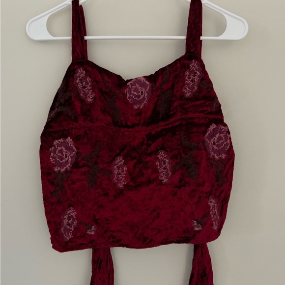 Tops - Elegant Burgundy Floral Women's Top